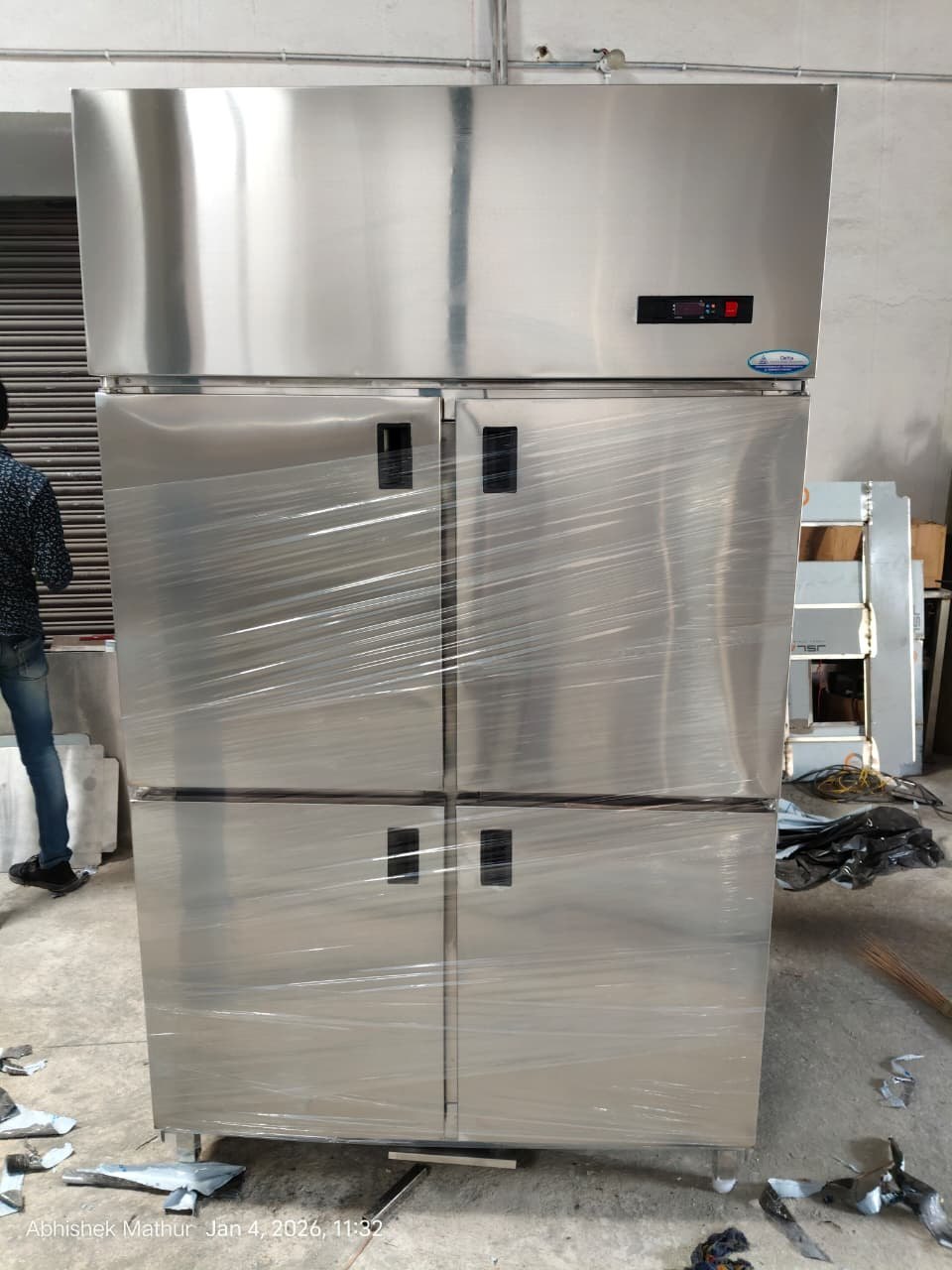 Vertical Refrigerator / Freezer